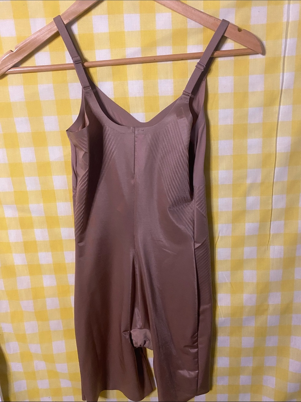 SPANX SPANXshape™™ Invisible Mid-Thigh bodysuit - Picture 7 of 9